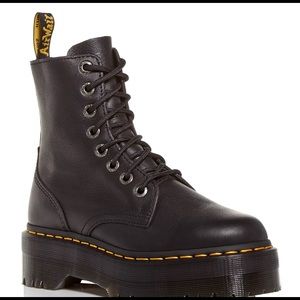 Dr Martens Jadon 8-Eye Platform Boot